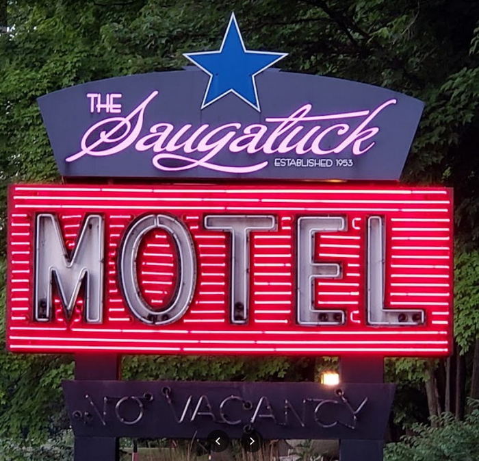 Shaingra-La Motel (Saugatuck Retro Resort) - From Website